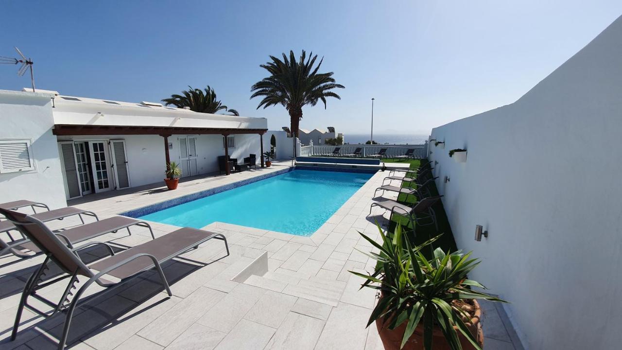 Stunning Sea View Villa With 6 Bedrooms & Heated Pool - Villa Renaissance بلايا بلانكا المظهر الخارجي الصورة