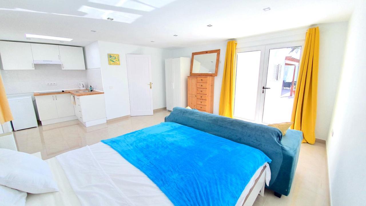 Stunning Sea View Villa With 6 Bedrooms & Heated Pool - Villa Renaissance بلايا بلانكا المظهر الخارجي الصورة