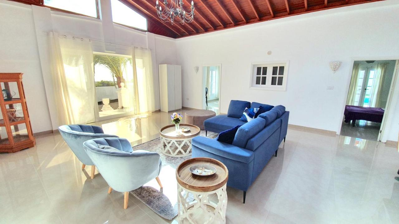 Stunning Sea View Villa With 6 Bedrooms & Heated Pool - Villa Renaissance بلايا بلانكا المظهر الخارجي الصورة