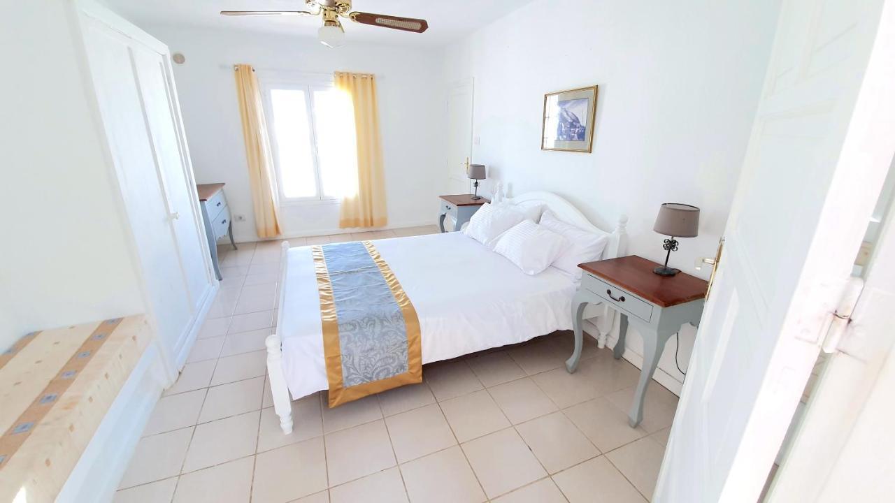 Stunning Sea View Villa With 6 Bedrooms & Heated Pool - Villa Renaissance بلايا بلانكا المظهر الخارجي الصورة