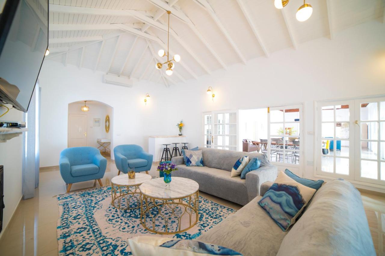 Stunning Sea View Villa With 6 Bedrooms & Heated Pool - Villa Renaissance بلايا بلانكا المظهر الخارجي الصورة
