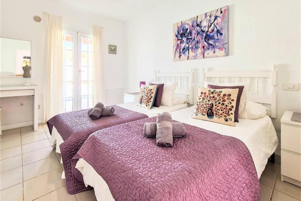 Stunning Sea View Villa With 6 Bedrooms & Heated Pool - Villa Renaissance بلايا بلانكا الغرفة الصورة
